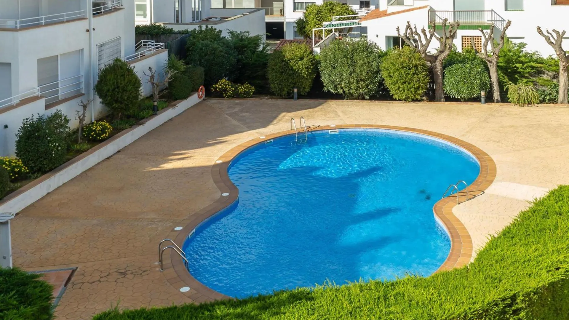 Apartamento Acogedor Con Piscina, Wifi Y Garaje Cerca De La Playa De La Farella, Llanca - Es-228-8