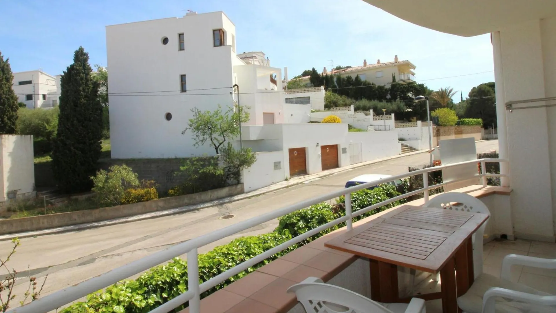 Apartamento Acogedor Con Piscina, Wifi Y Garaje Cerca De La Playa De La Farella, Llanca - Es-228-8
